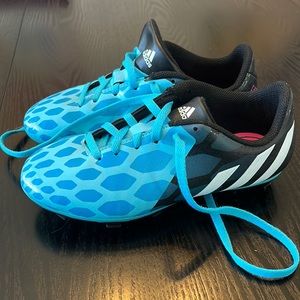 Adidas kids’ soccer cleats! Gently used- like new condition. US size 2.